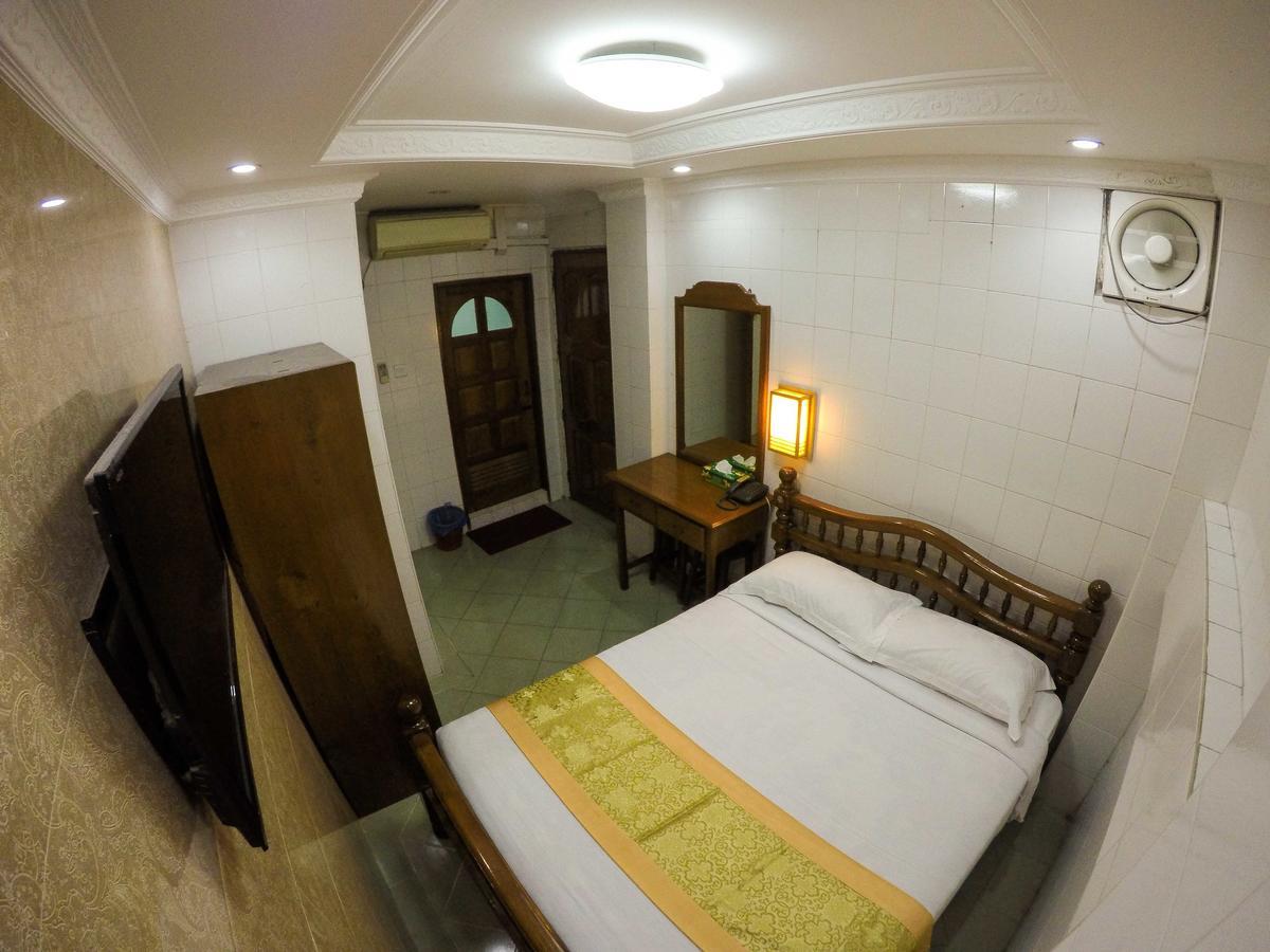 יאנגון May Shan Hotel מראה חיצוני תמונה